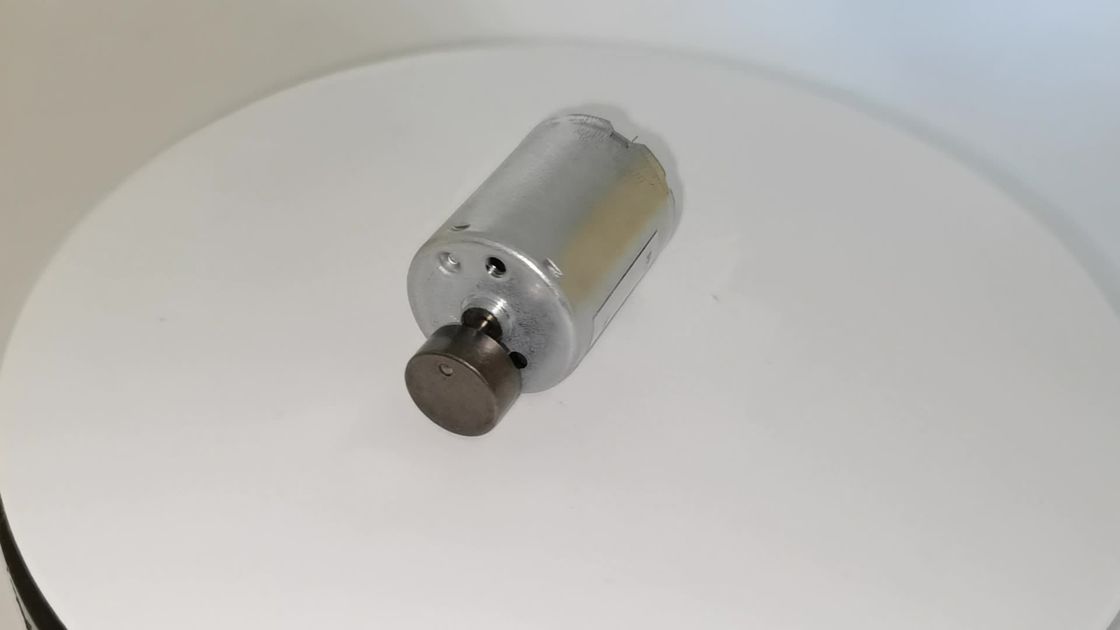 Hoogwaardige micro diameter 24mm 28mm RS370 RS360 RS380 RS390 dc 5v 6v 7.4v 12v 24v trillingsmotor met excentrisch wiel